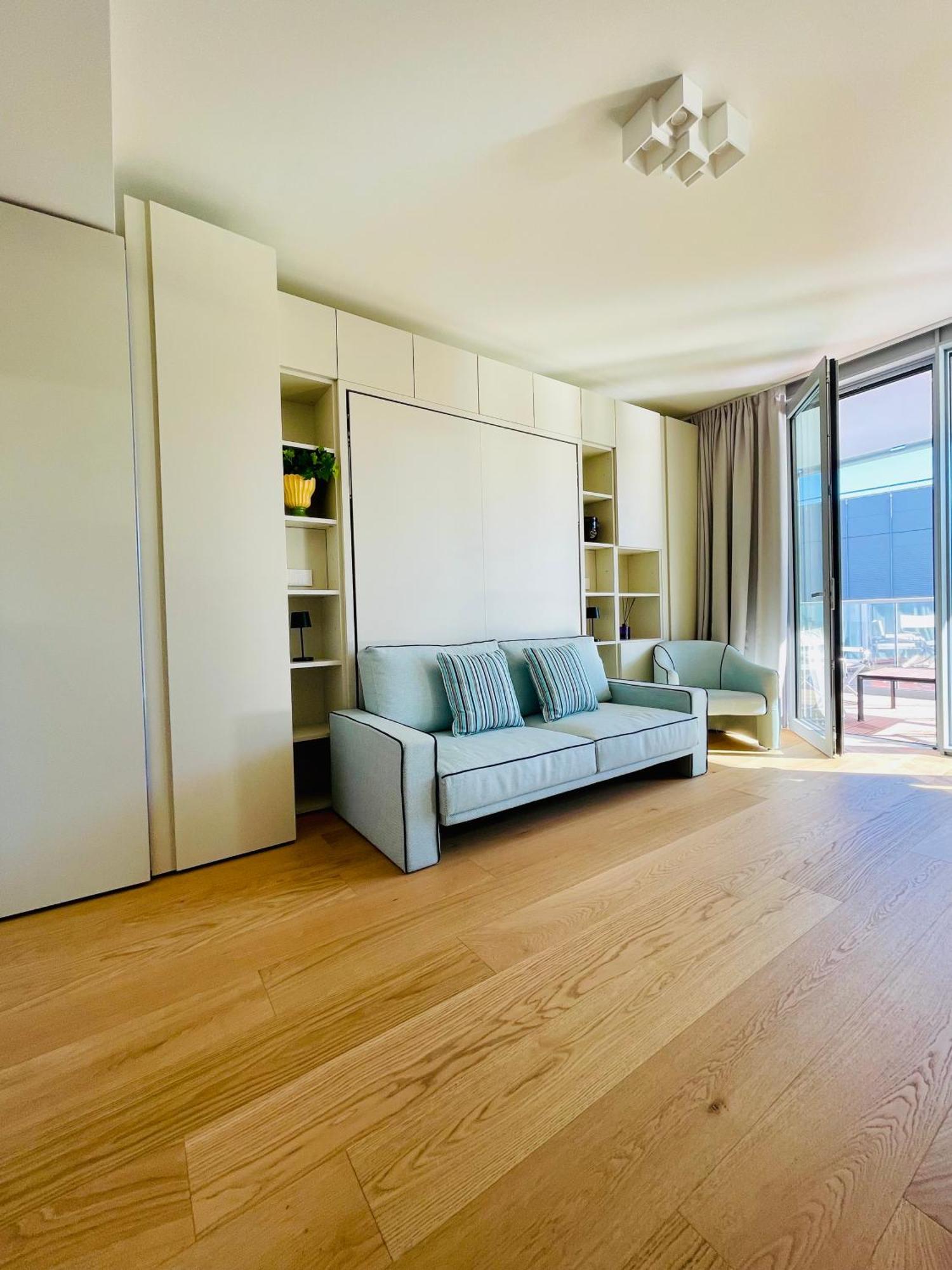 Seaview House Apartment